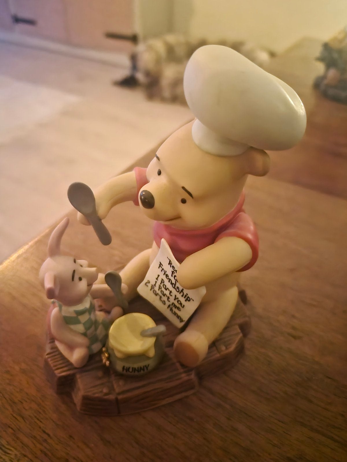 Disney Pooh & Friends Beeldje - Winnie de Poeh & Knorretje (, Ophalen of Verzenden, Winnie de Poeh of vrienden, Zo goed als nieuw