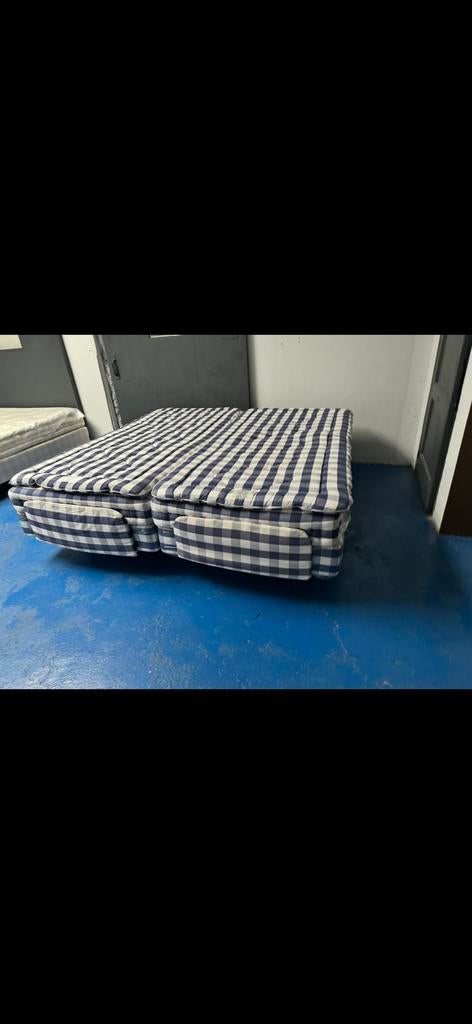 Hästens boxspring showroom (600 m²) ter overname – uitverkoo, Ophalen of Verzenden