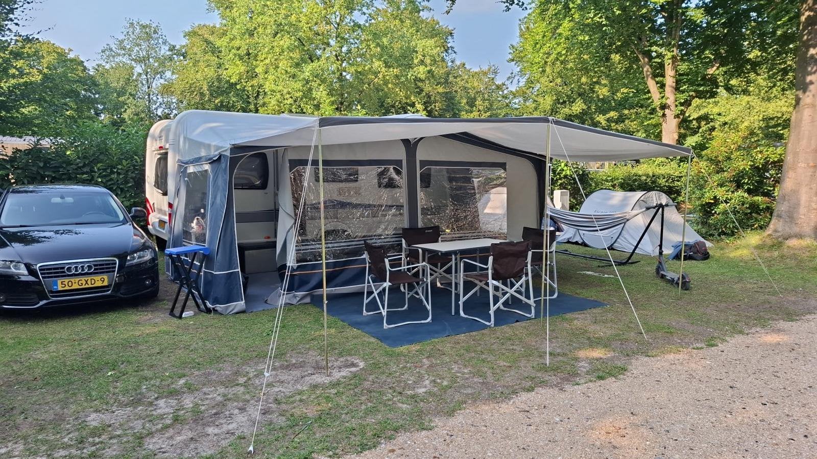 Caravan hobby 495ul 2010, Rondzit, Hobby, Frans bed, Particulier