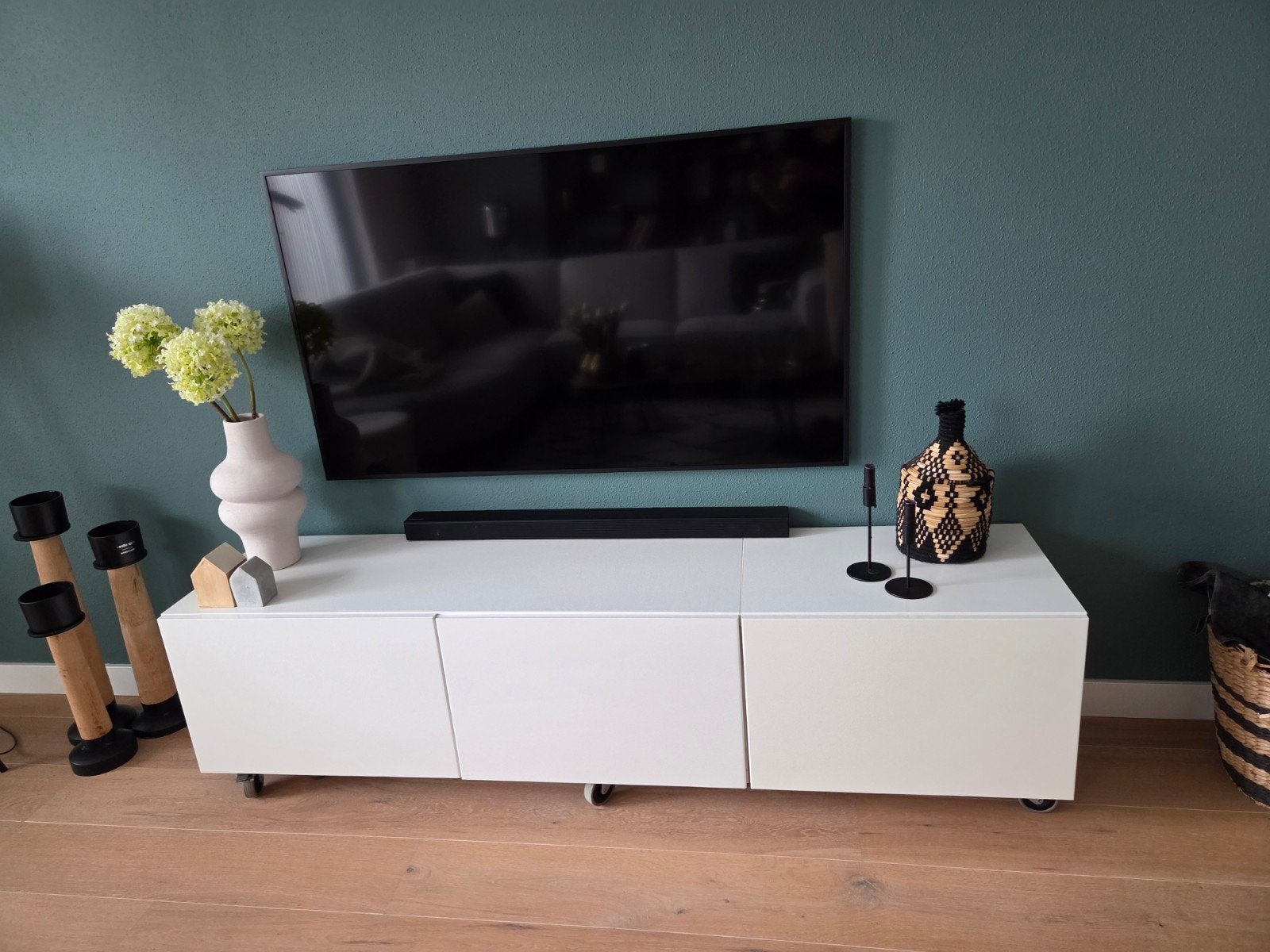 Ikea Besta tv meubel hoogglans wit, Ophalen, Gebruikt, 150 tot 200 cm, Minder dan 100 cm