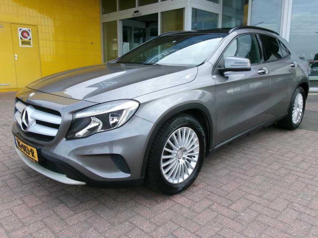 Mercedes-Benz GLA 200 AUTOMAAT, CRUISE.CONTR., PANO, LEER, T, Gebruikt, Euro 6, 715 kg, Bluetooth