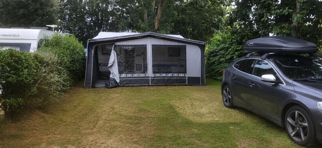Fendt Saphir 470 TFB, Caravans en Kamperen, Caravans, Omvormbare zithoek, Rondzit, Particulier, Luifel