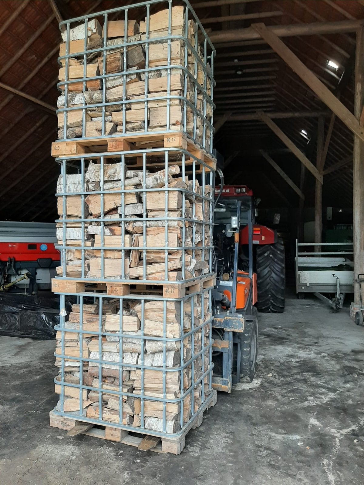 Droog gekloofd haardhout - Met of zonder kisten, 3 tot 6 m³, Ophalen, Berkenhout, Blokken