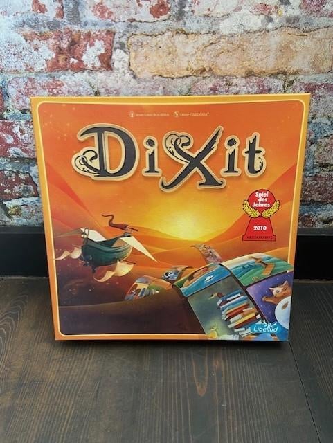 Dixit basisspel, Drie of vier spelers, Ophalen of Verzenden, Nieuw, Asmodee