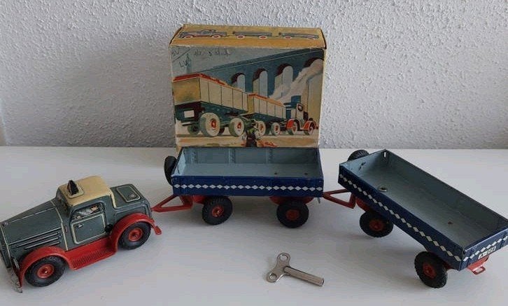 vintage Arnold VHTF opwindtrein 2 aanhangers met doos, Verzenden