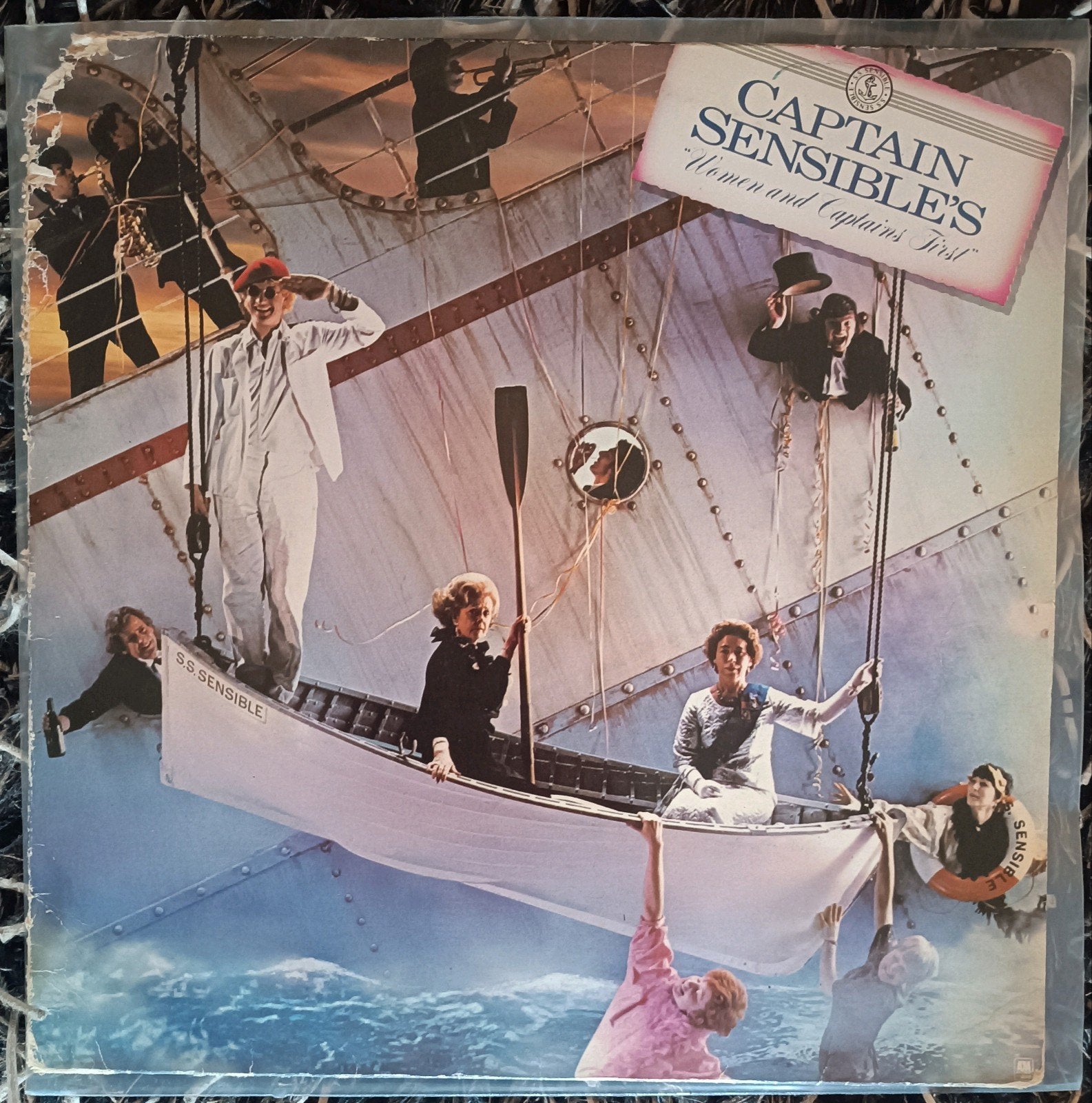 Captain Sensible's Women and Captains First LP, LP, Gebruikt, Ophalen of Verzenden, Beschermende buitenhoes