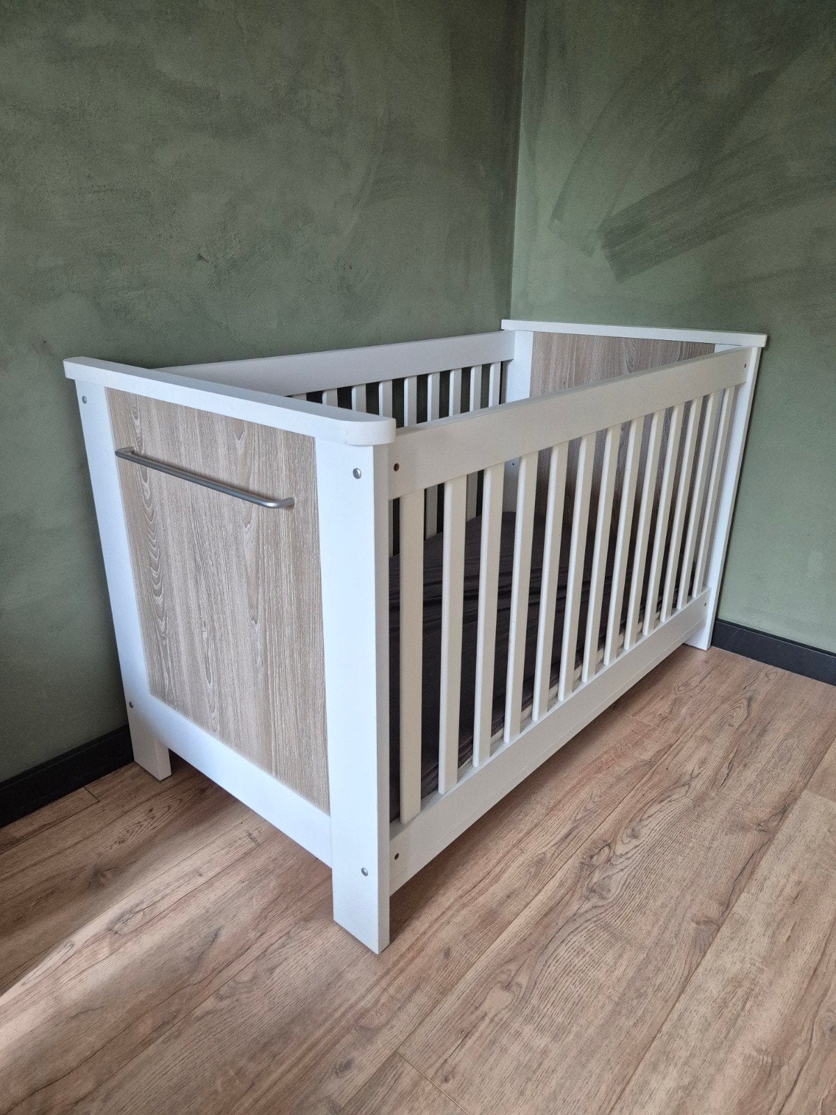 Complete babykamer: ledikant, commode en kledingkast, Kinderen en Baby's, Kinderkamer | Complete kinderkamers, Ophalen, Jongetje of Meisje