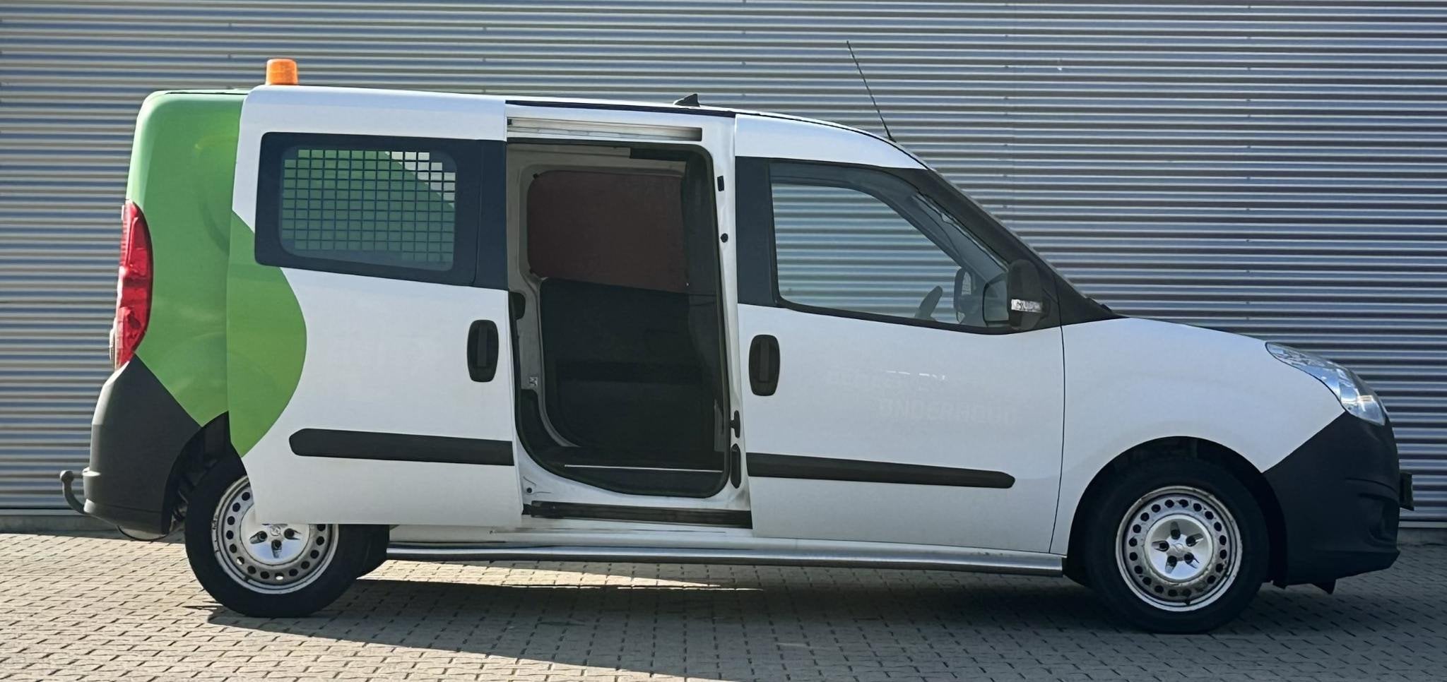 Opel Combo 1.4 CNG L2H1 ecoFLEX, Voorwielaandrijving, Stof, Gebruikt, Euro 6
