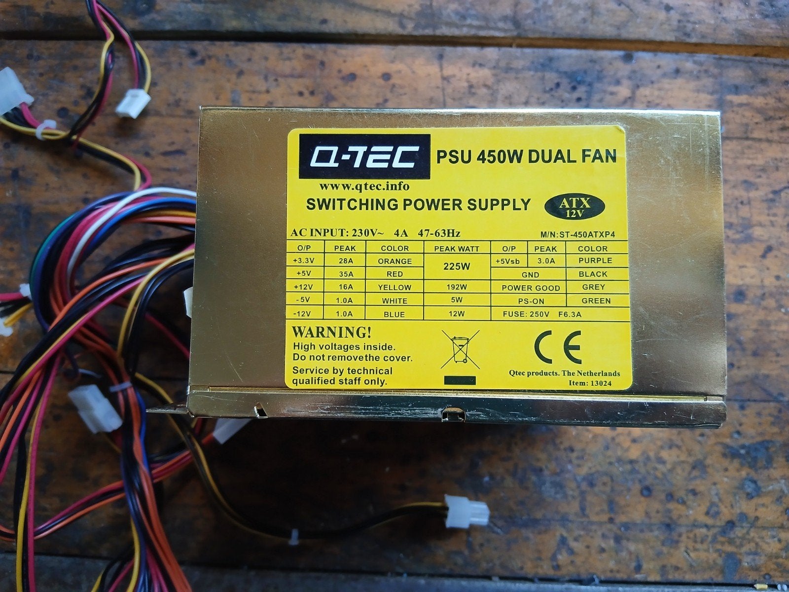 Q-TEC PSU 450W Dual Fan ATX Voeding - Goudkleurig, Q-TEC, Gebruikt, Onbekend, Ophalen of Verzenden