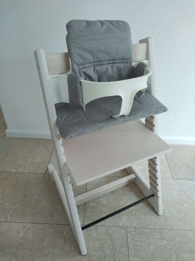 Stokke Tripp Trapp white wash zgan met accessoires., Kinderen en Baby's, Ophalen, Zo goed als nieuw, Meegroeistoel, Aanschuifbaar