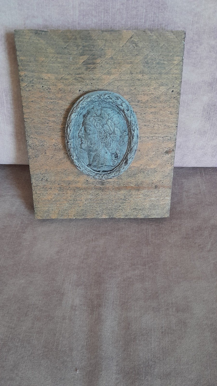 Mooi landelijk sober ornament ornamentje op hout .Nu 5 euro!, Ophalen