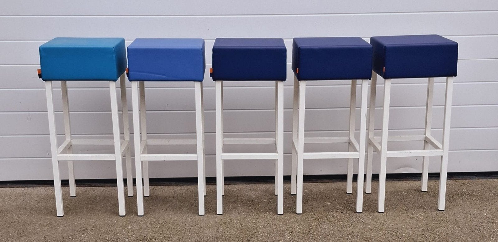 2 x marko barkrukken blauw metaal bar krukken barstoelen, 5 krukken of meer, 60 tot 90 cm, Ophalen of Verzenden, Zo goed als nieuw