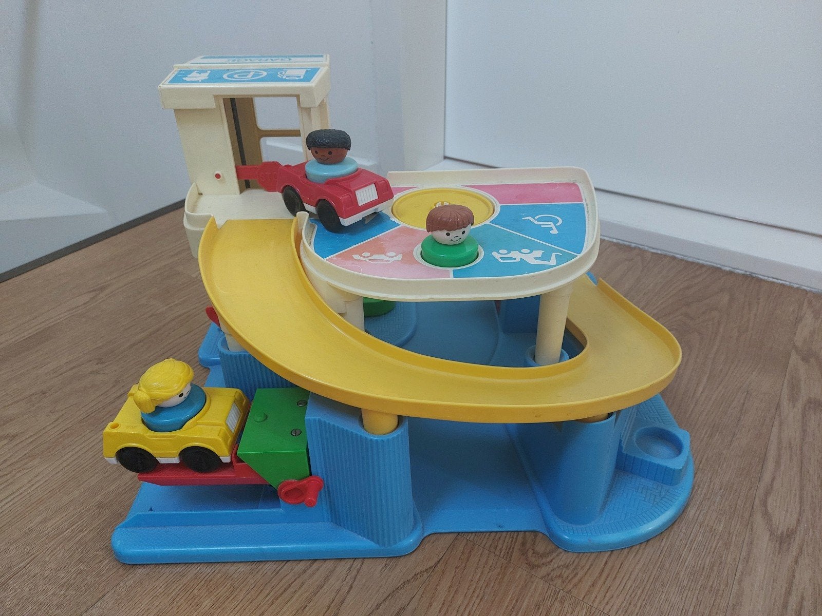 Fisher price garage vintage, Kinderen en Baby's, Speelgoed | Fisher-Price, Ophalen, Gebruikt, Speelset
