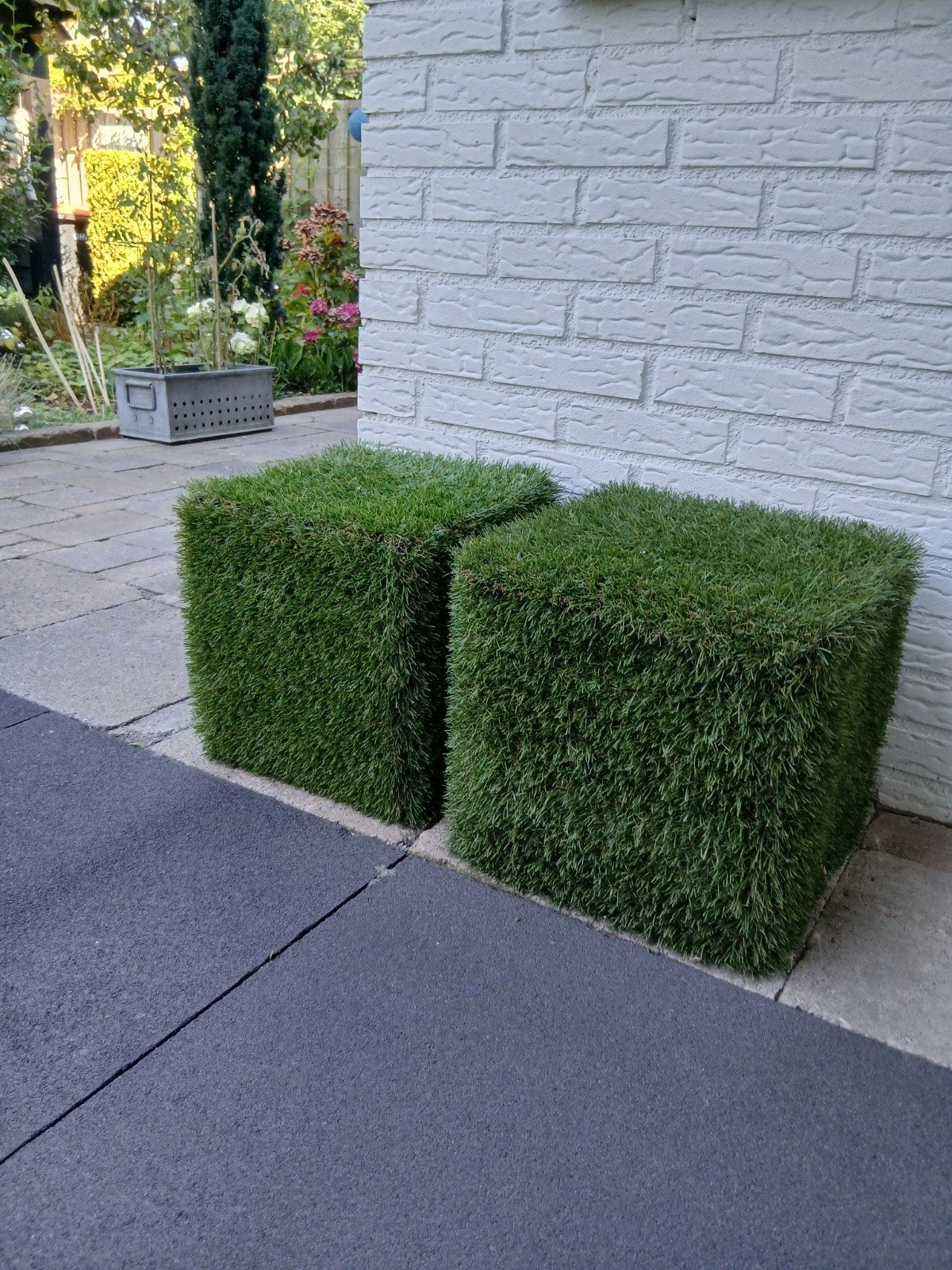 Kunstgras kubus 36x35x35 cm - Decoratief en onderhoudsvrij, Tuin en Terras, Gras en Kunstgras, Ophalen, Gebruikt, Minder dan 10 m²