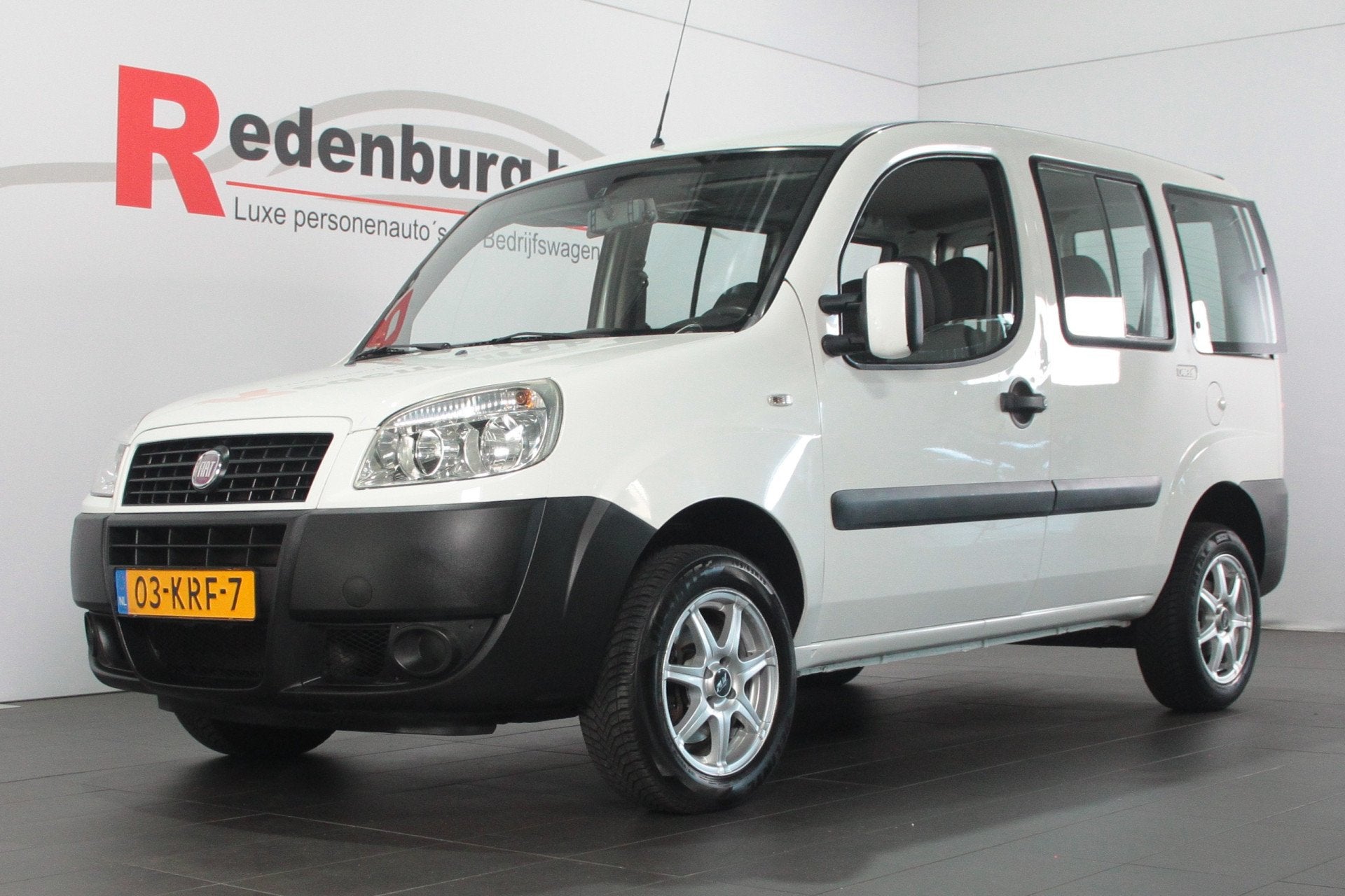 Fiat Doblò 1.4 Active - Benzine - 5 pers. (bj 2010), Auto's, Voorwielaandrijving, Elektrische ramen, Gebruikt, Doblo