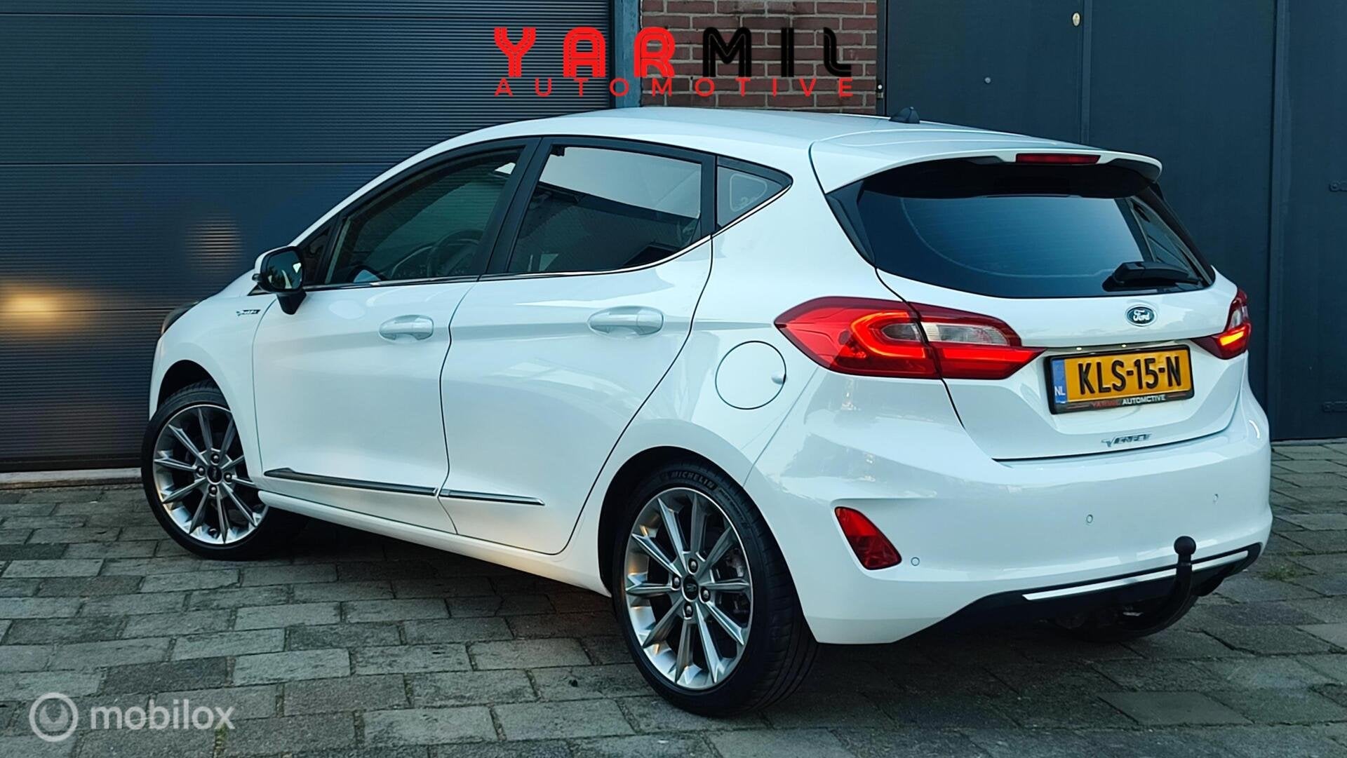 Ford Fiesta 1.0 EcoBoost Vignale TREKHAAK 5DRS NETTE WAGEN, Voorwielaandrijving, Gebruikt, Euro 6, 580 kg