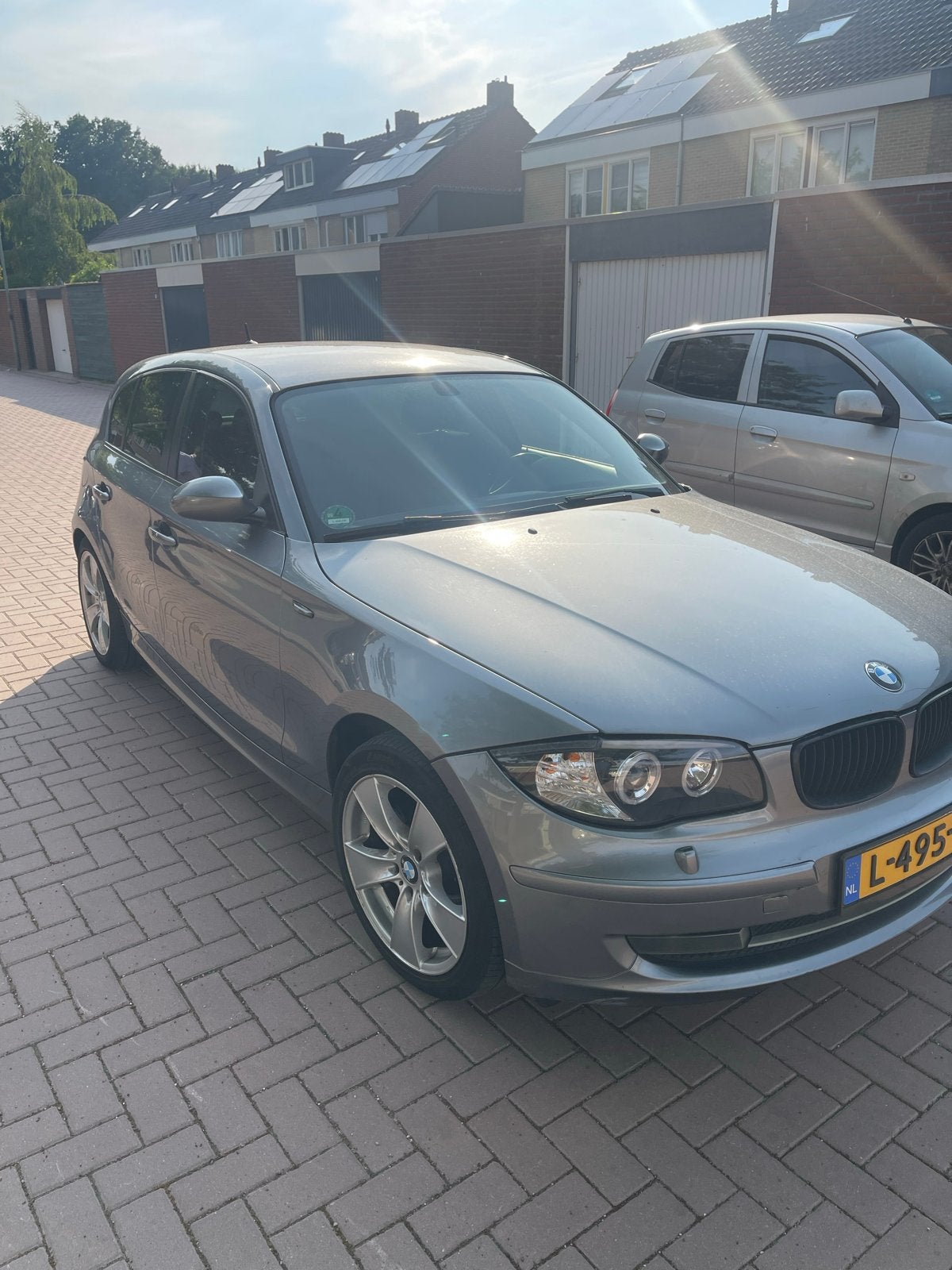 BMW 1-Serie 2.0 118I 5DR 2008 Grijs, 1-Serie, Achterwielaandrijving, 1995 cc, Zwart