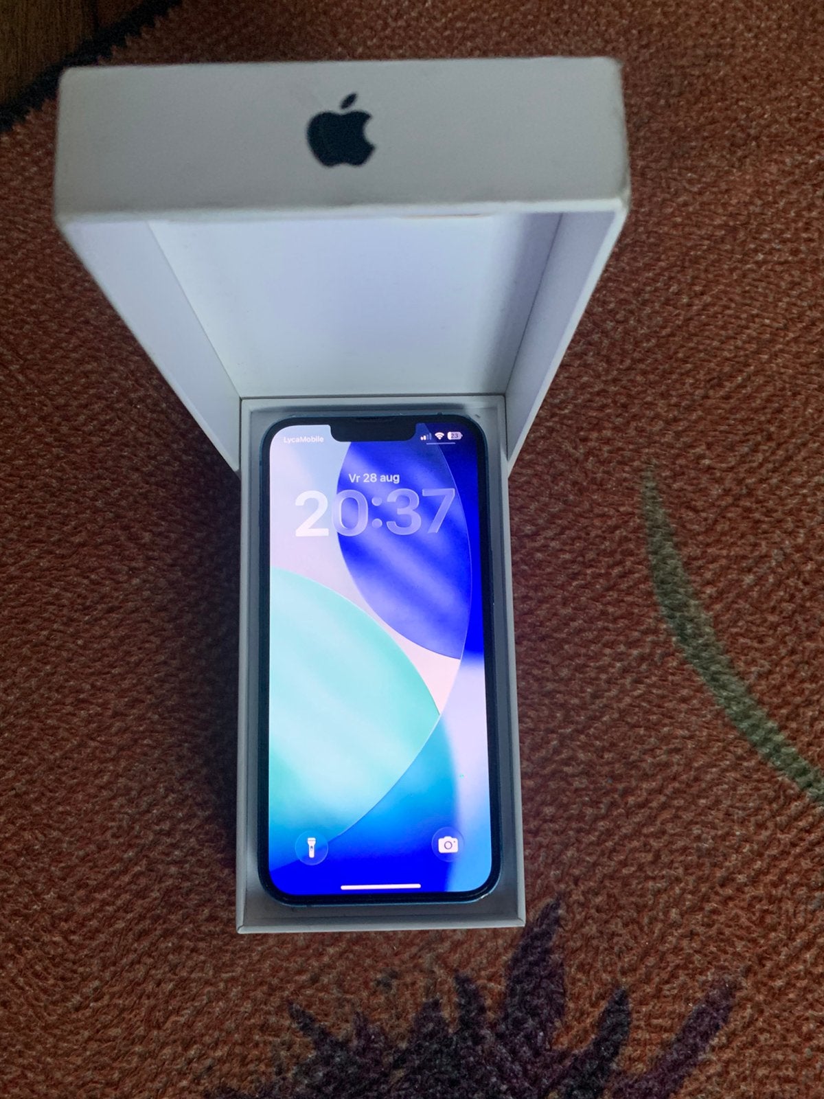 Iphone 13 128gb lichte schade achterzijde, Telecommunicatie, Mobiele telefoons | Apple iPhone, Ophalen, Blauw, 88 %, IPhone 13