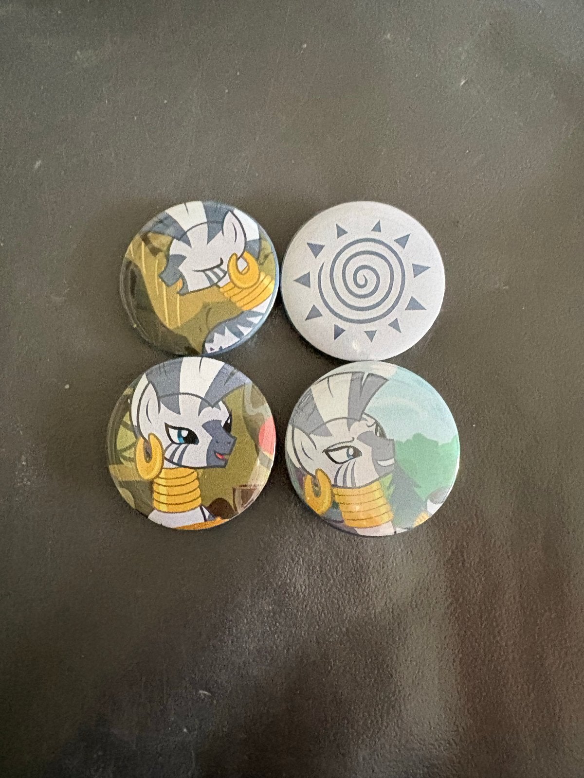 My Little Pony Zecora Buttons / Speldjes, Verzamelen, Speldjes, Pins en Buttons, Verzenden, Nieuw, Figuurtje, Button