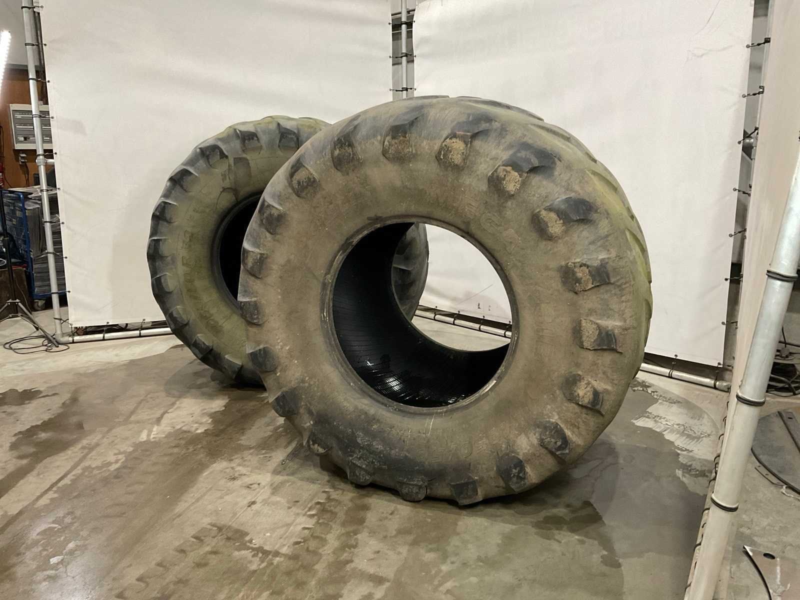 Michelin - MegaXbig - Tractor band 1050/50 R32 (2x)
