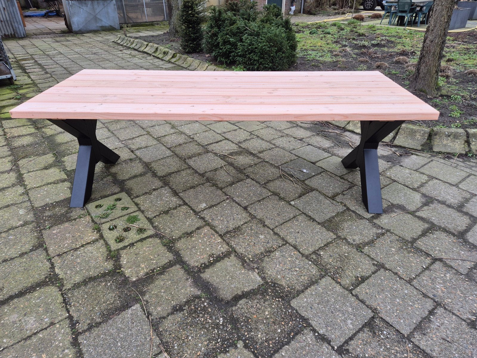 Douglas tuintafels met stalen of houten poten   Nieuw., Ophalen