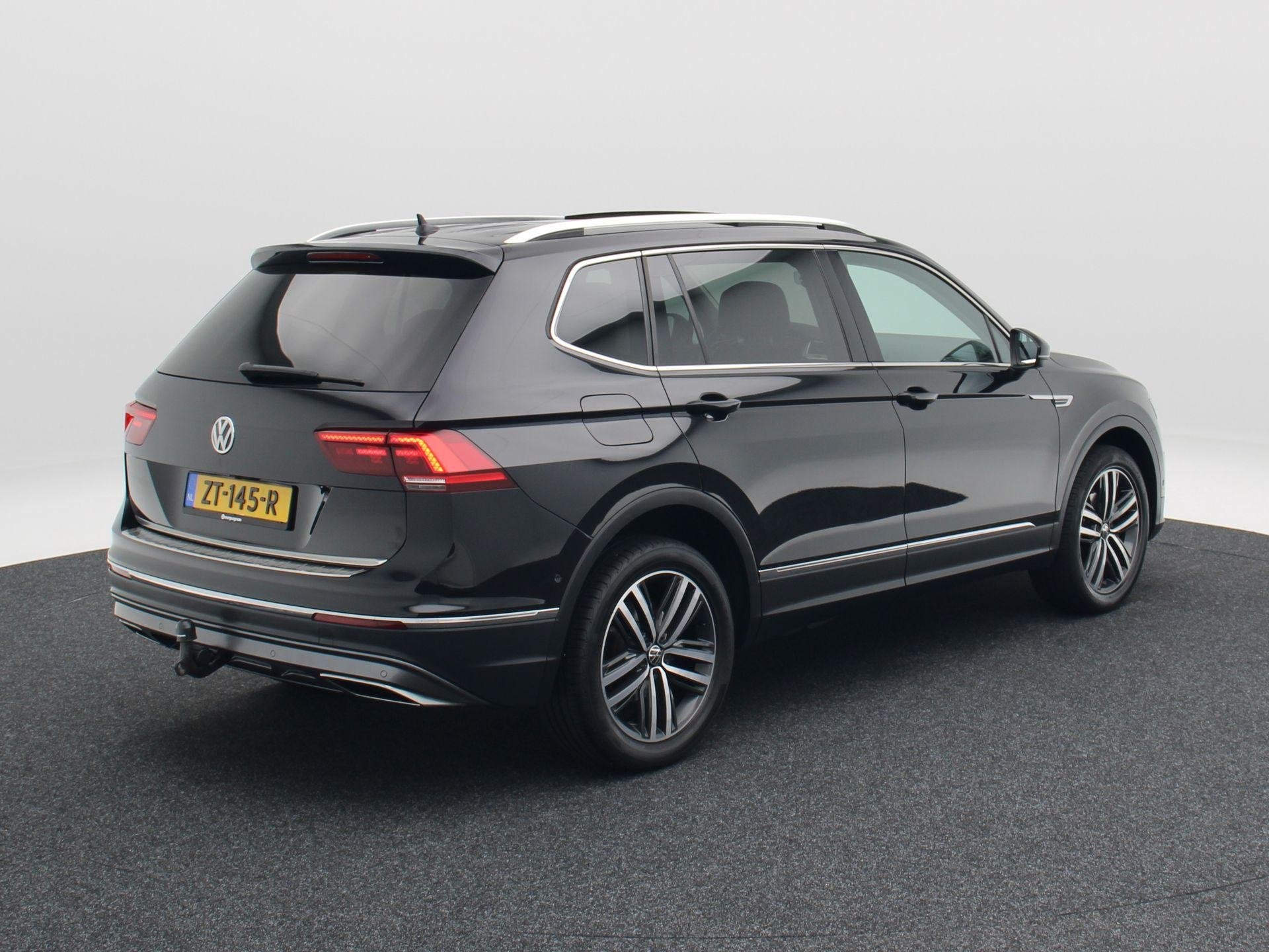 Volkswagen Tiguan Allspace 1.4 TSi 150 Pk Automaat Highline, Auto's, Dealer onderhouden, 15 km/l, 4 cilinders, 150 pk