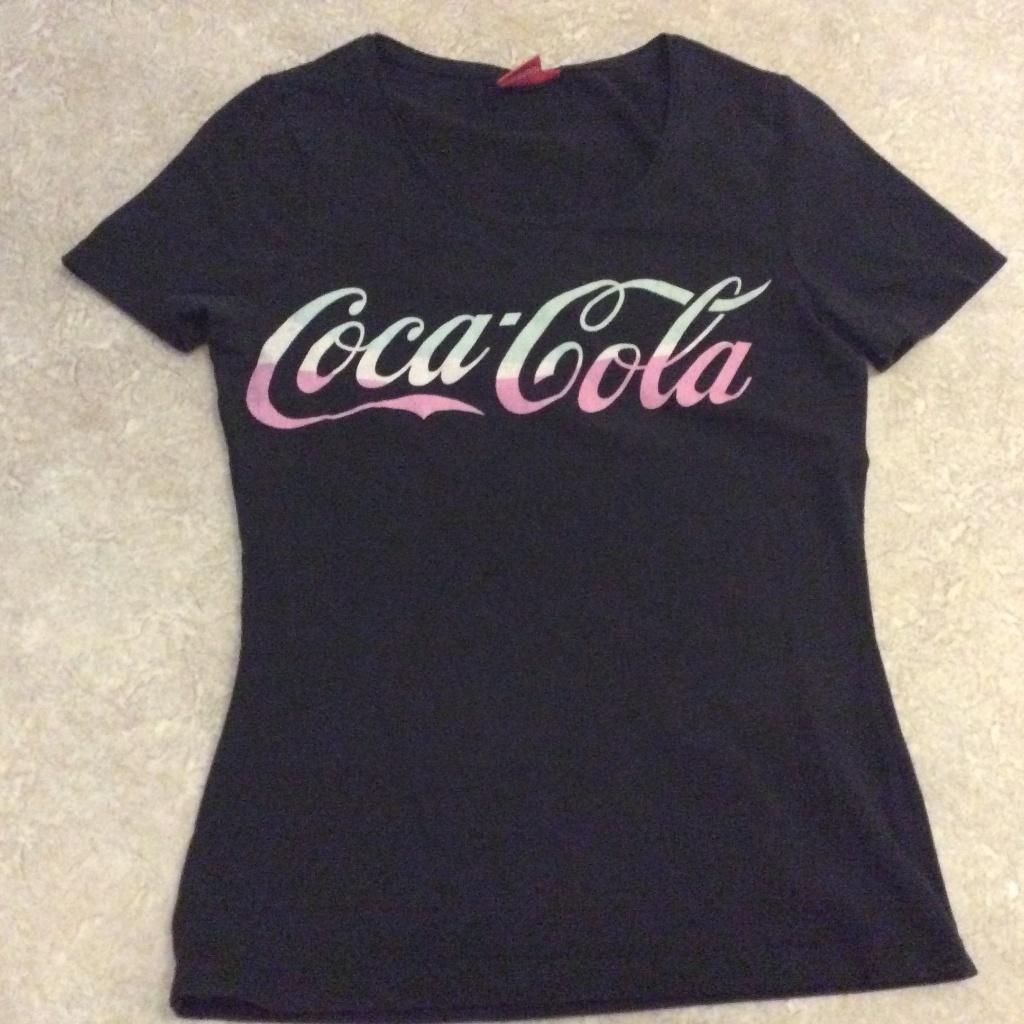 Official licenced Coca-Cola T-shirt maat L. Zwart met opdruk, Kleding | Dames, Coca Cola, Zwart, Maat 42/44 (L), Ophalen of Verzenden