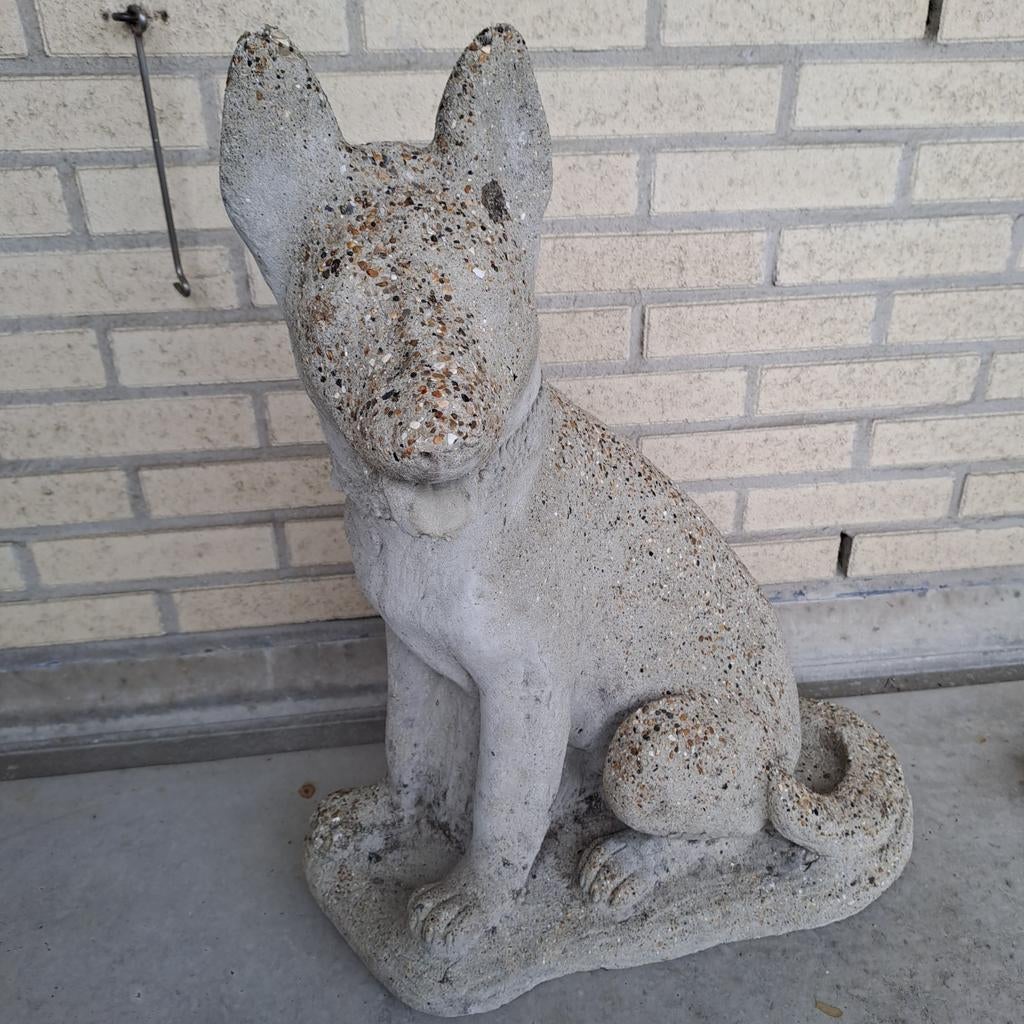 Tuin of balkon beeld Stenen hond, Ophalen, Gebruikt, Steen, Dierenbeeld