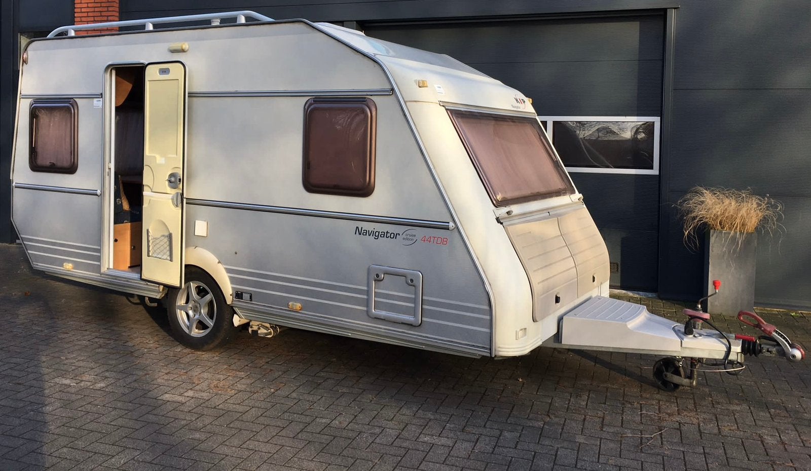 Kip Navigator 44 TDB | mover vloerverwarming |Zeer compleet, Caravans en Kamperen, Schokbreker, Kip, Treinzit, 750 - 1000 kg