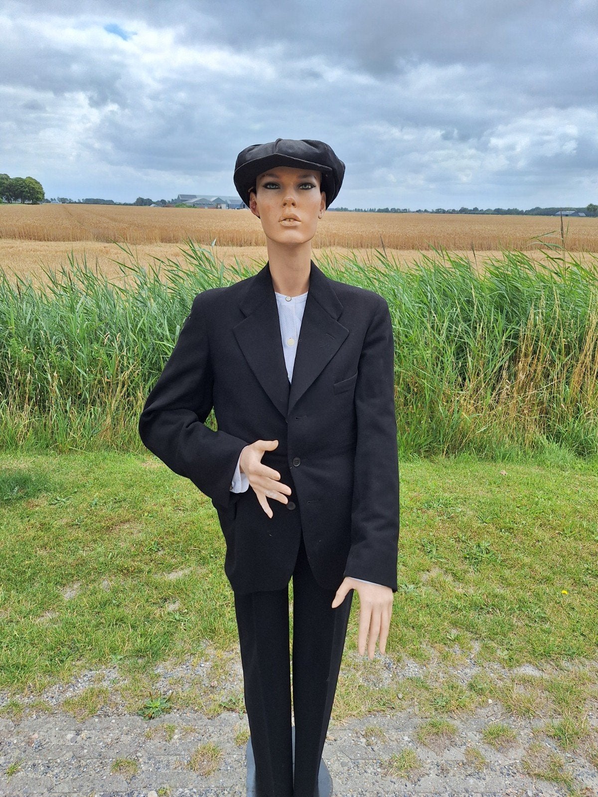 Vintage etalagepop met hoed en pak, Antiek en Kunst, Ophalen, Dames, Onbekend