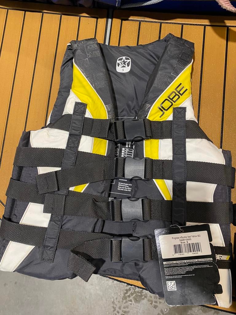 4 zwemvesten – diverse maten – zo goed als nieuw / nieuw, Watersport en Boten, Wakeboarden, Ophalen of Verzenden, Zo goed als nieuw
