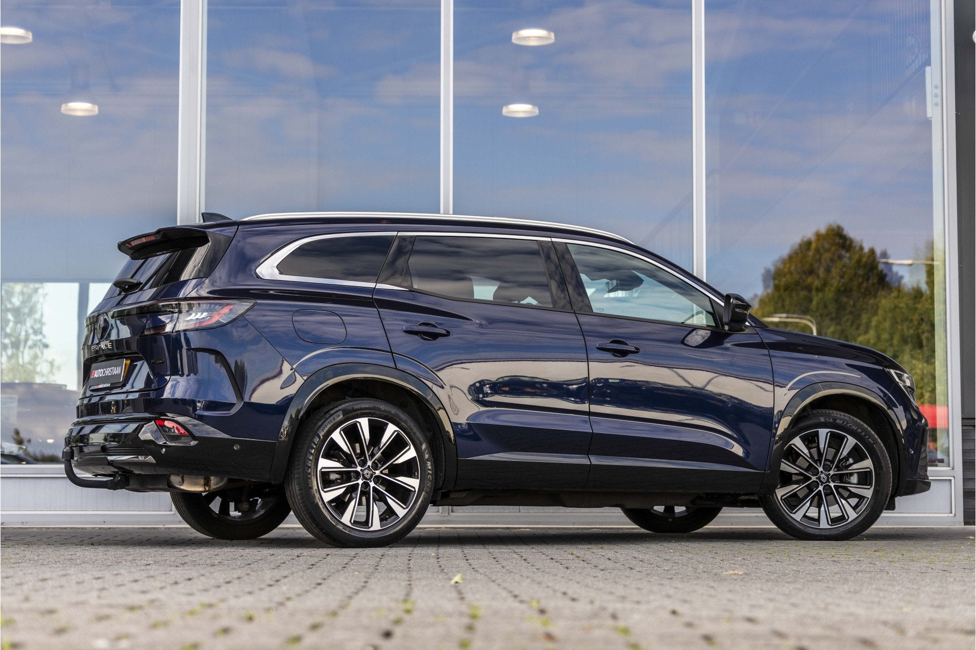Renault Espace E-Tech full hybrid 200 techno 7p. | Trekhaak, Auto's, 12 maanden, Gebruikt, Euro 6, 1199 cc