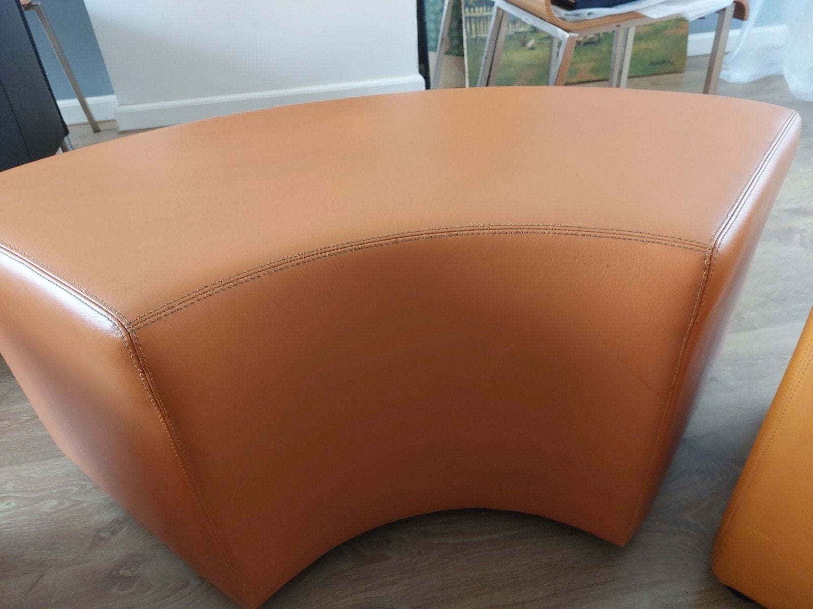 .Lederen design poef/hocker, Ophalen of Verzenden, Zo goed als nieuw, Vierkant