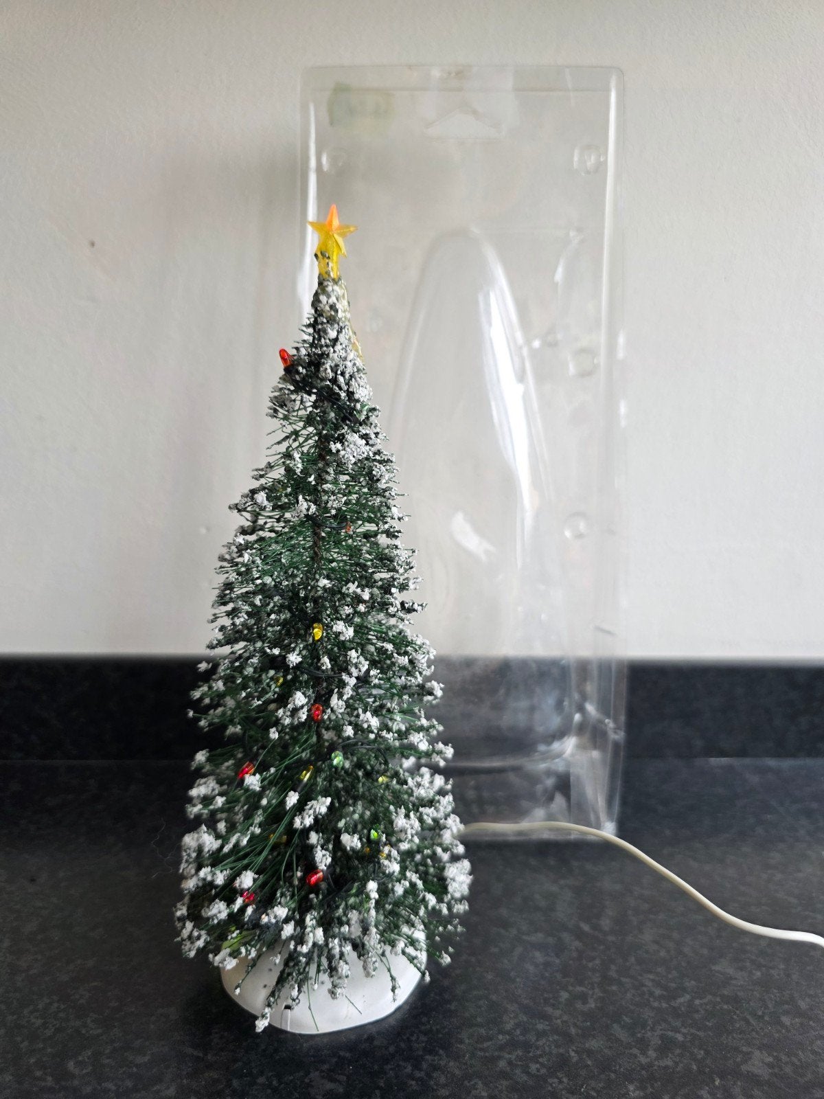 verlichte dennenboom met ster van Lemax 23cm hoog, Diversen, Ophalen, Gebruikt