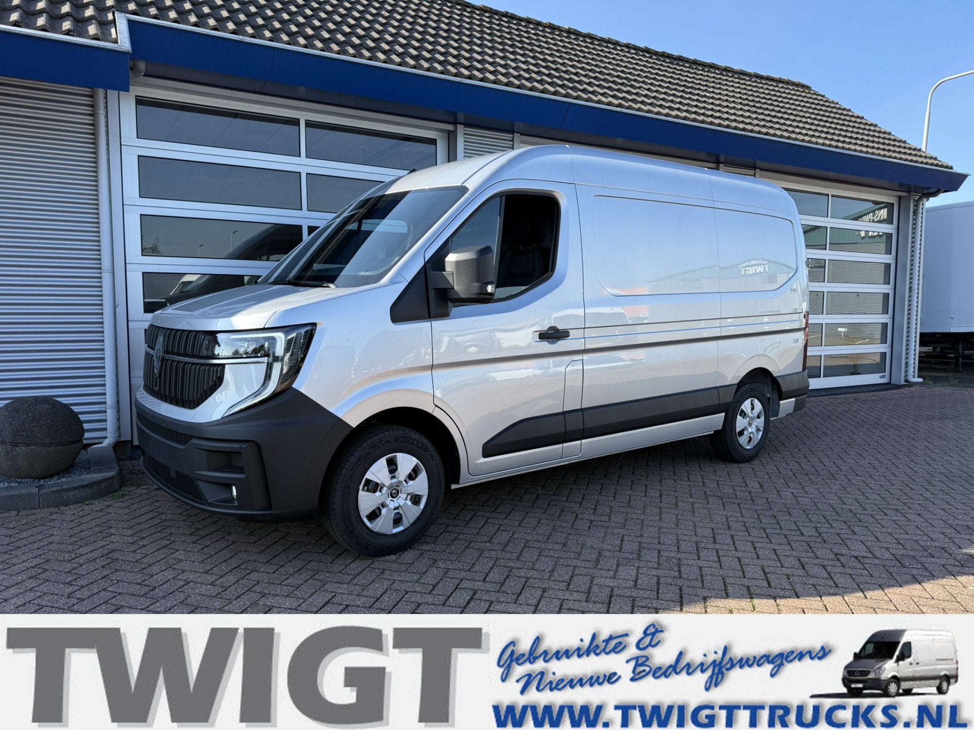 Renault Master E-Tech T35 L2H2 Advance long range 87 kWh, Stof, Gebruikt, Zwart, 143 pk
