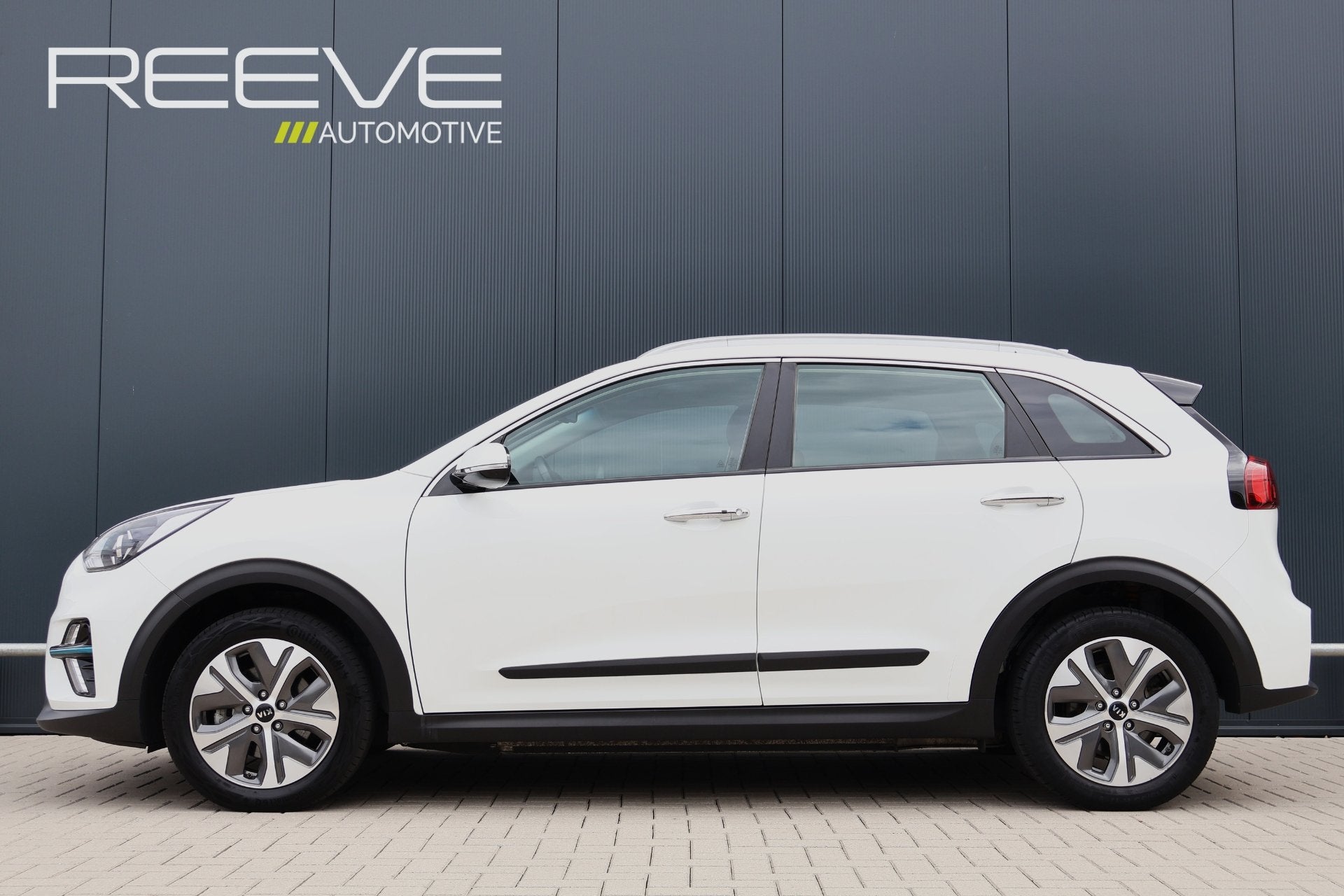 Kia e-Niro DynamicLine 64 kWh | 97% soh! | Keyless | Camera, Auto's, Kia, Parkeersensor, Gebruikt, 1712 kg, Met garantie (alle)
