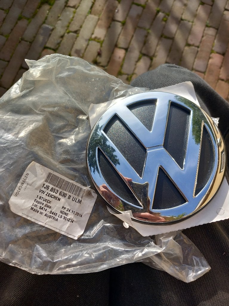 VW Golf emblemen 1999 - 2006    #1J6 853 630 B ULM - Nieuw, Ophalen of Verzenden, Nieuw, Volkswagen