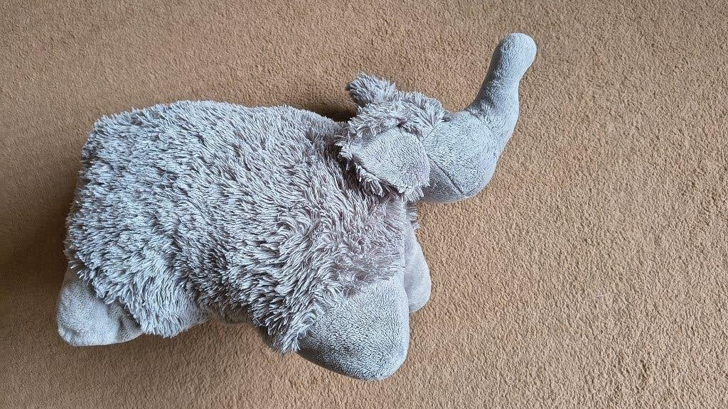 Olifant knuffel kussen, Ophalen, Gebruikt, Overige merken, Overige karakters