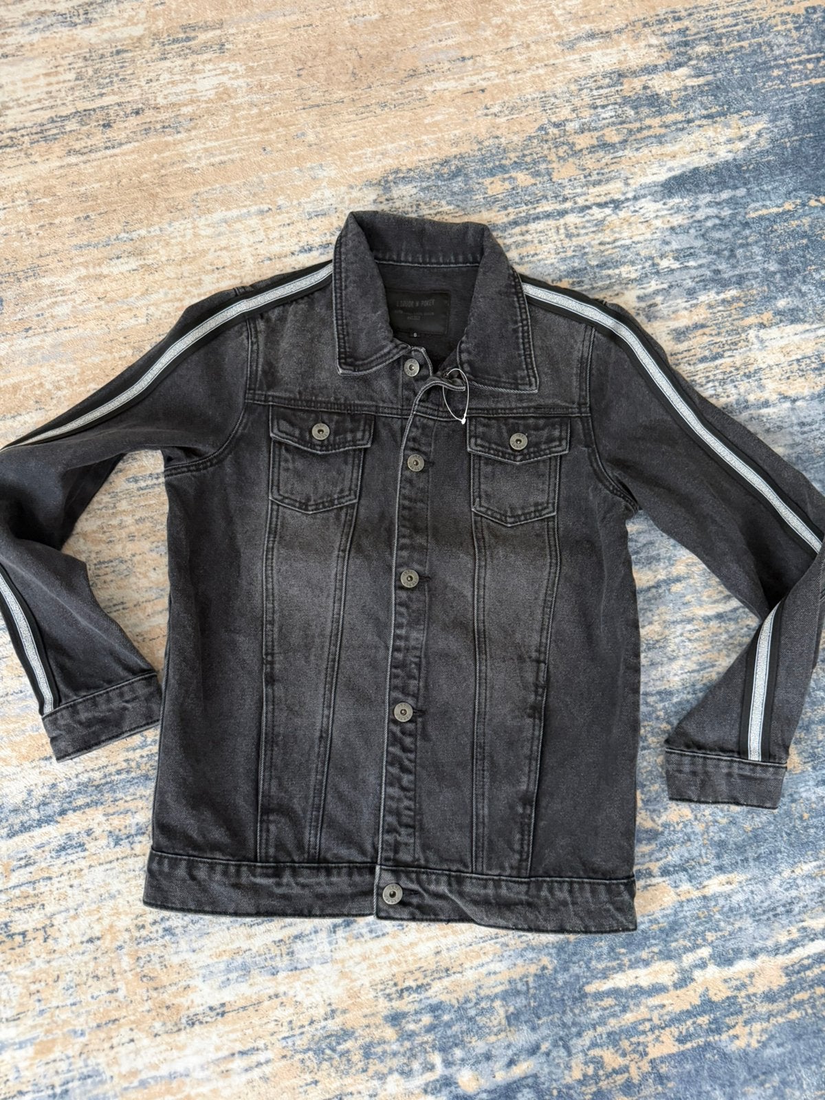Liquor N Poker Unisex Black Denim Jacket Glitter Sleeves | S, Ophalen of Verzenden, Zo goed als nieuw, Maat 36 (S), Zwart