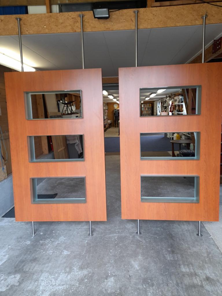 2 delig scheidingswand., Ophalen