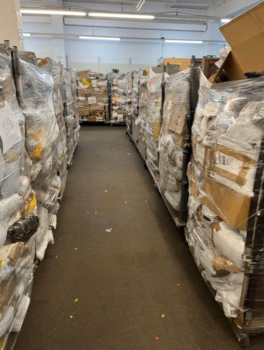 1301 kg partij handel restpartij pallets smartwatch samsung, Diversen, Rommelmarktspullen, Ophalen, Nieuw