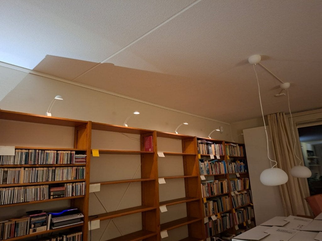 Lampje voor op plank of boekenkast, Huis en Inrichting, Ophalen, Kunststof, Gebruikt, Overige lichtbronnen