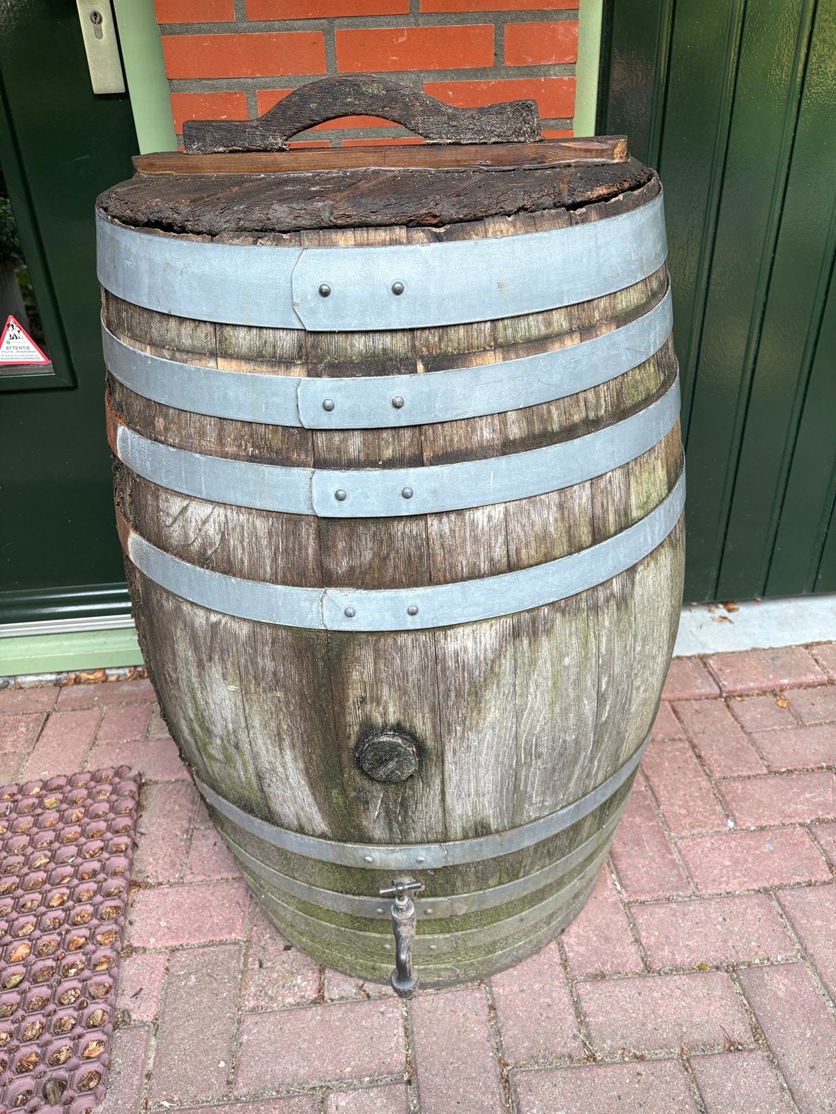 Regenton van oud wijnvat met kraantje en afneembaar deksel, Tuin en Terras, Regentonnen, Ophalen, Gebruikt, Met kraantje, 150 liter of meer