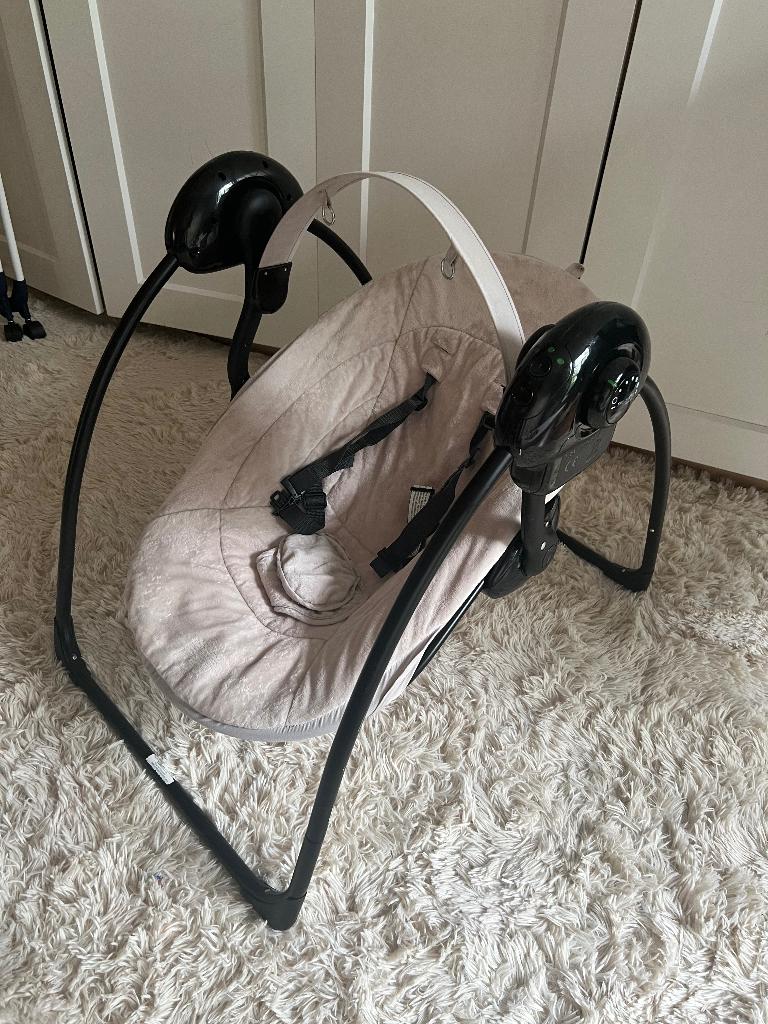 Babyschommel / elektrische wieg te koop, Kinderen en Baby's, Babywiegjes en Ledikanten, Ophalen, Gebruikt, Wieg