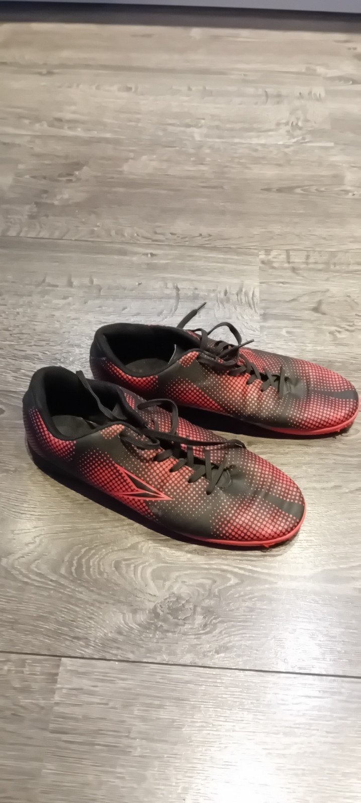 sportschoenen  maat 43, Ophalen of Verzenden, Zo goed als nieuw, Dutchy, Sportschoenen