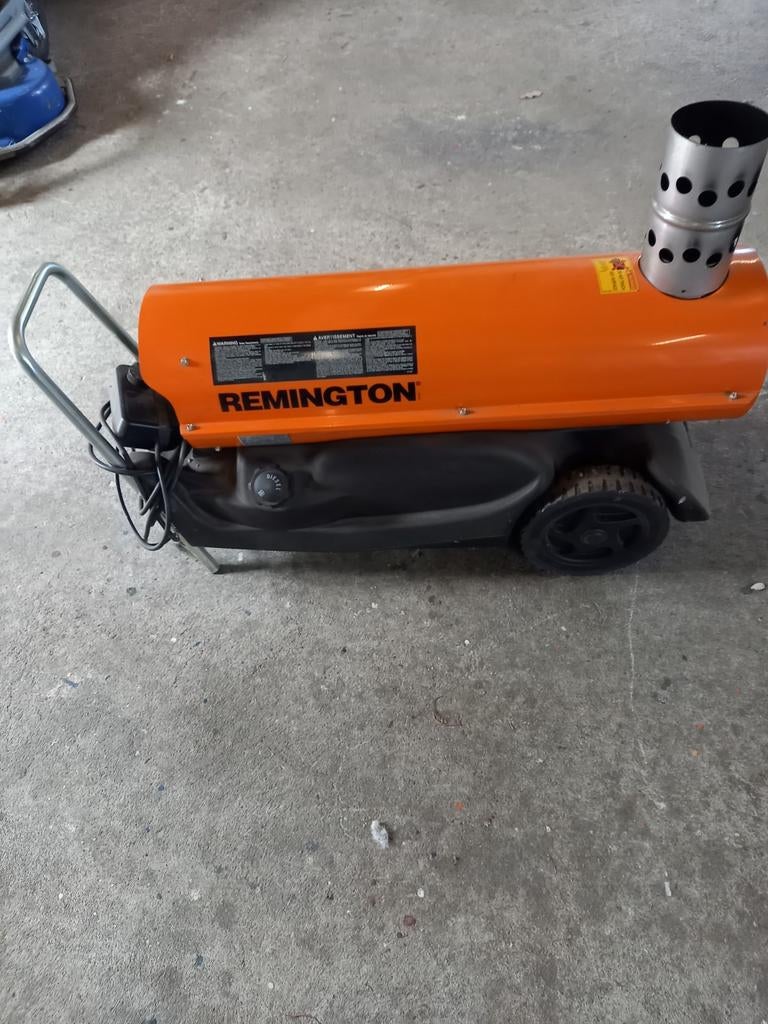 Diesel kachel, Ophalen, 30 tot 80 cm, Kachel, Zo goed als nieuw
