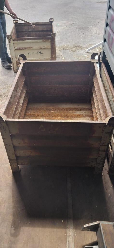 Stalen bakken, Ophalen, Gebruikt, 100 cm of meer, 60 cm of meer