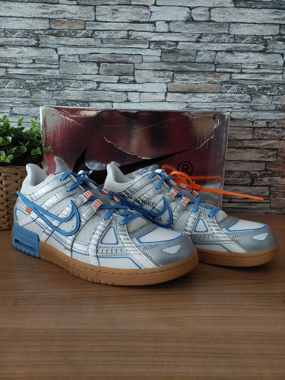 Nike Air Rubber Dunk Off-white / 47.5, Kleding | Heren, Schoenen, Ophalen of Verzenden, Nieuw, Nike Air, Sneakers of Gympen
