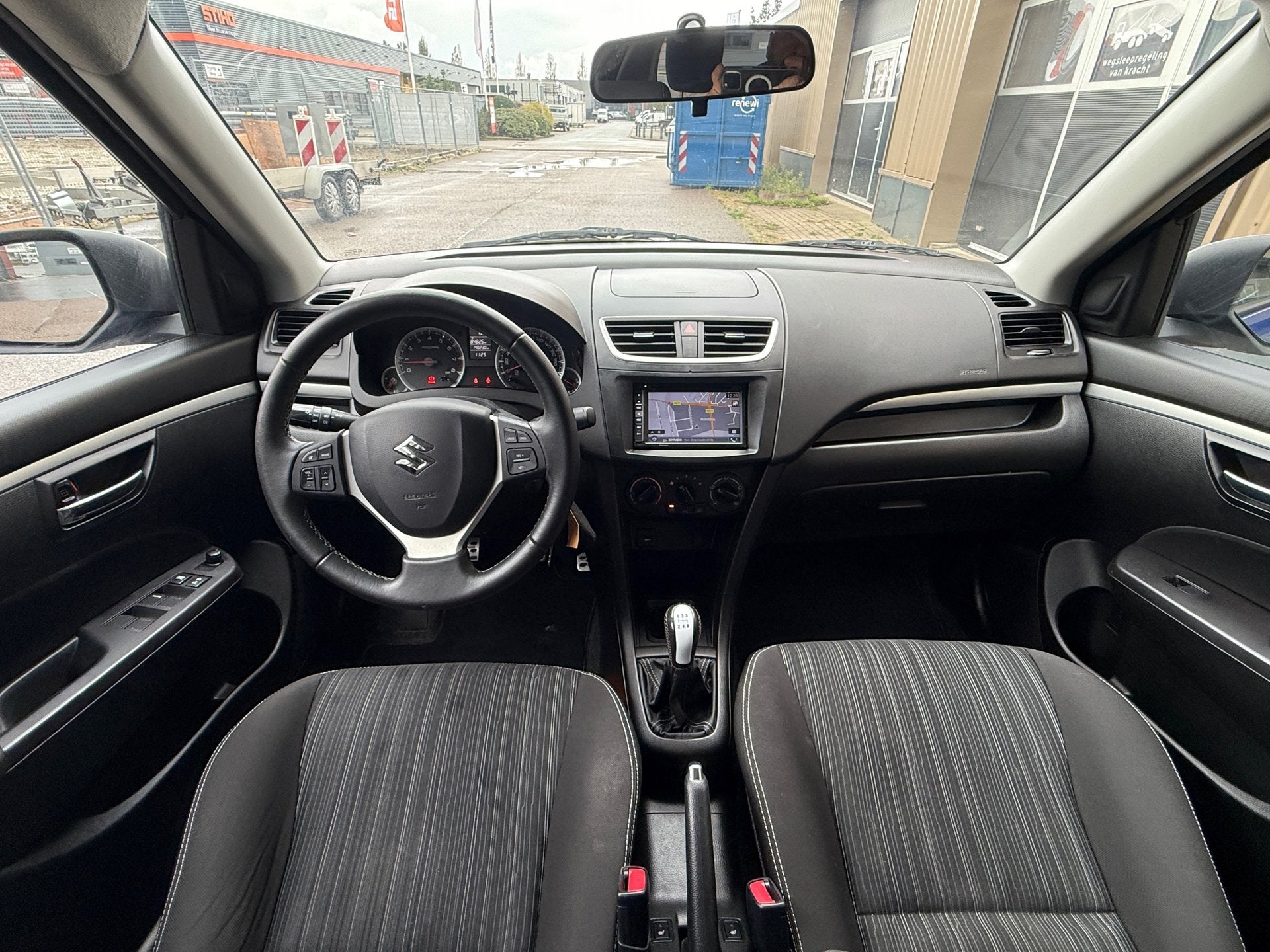 Suzuki Swift 1.2 S-Edition EASSS Stoel VV. Camera Groot Sche, Auto's, Voorwielaandrijving, Gebruikt, 4 cilinders, Met garantie (alle)