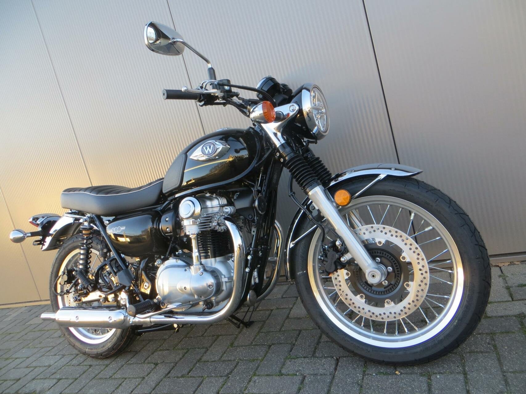 Kawasaki W 800, Motoren, Nieuw, Bedrijf, Handgeschakeld, Naked bike